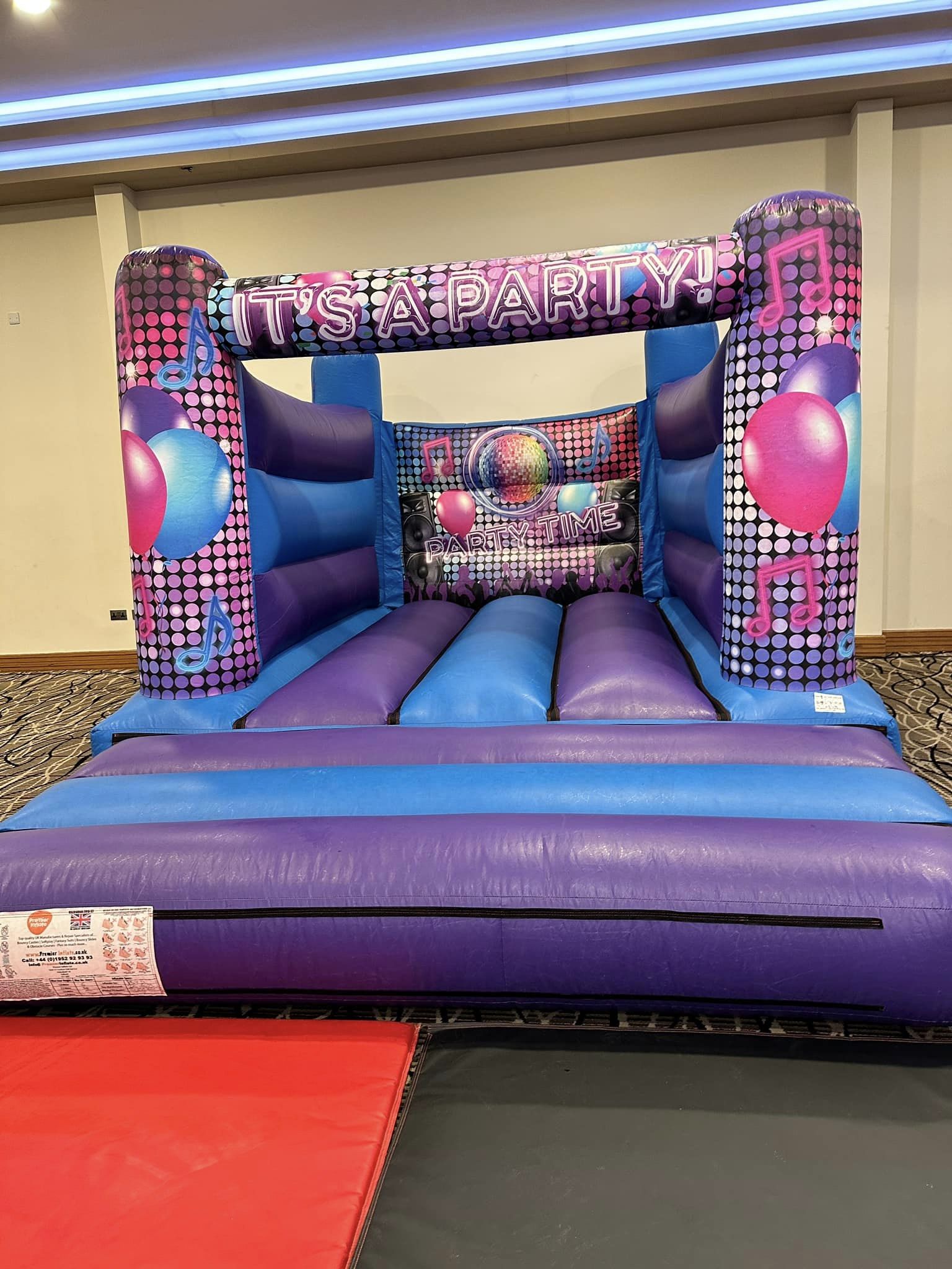 Bouncy-Castle-Hire-Aldridge